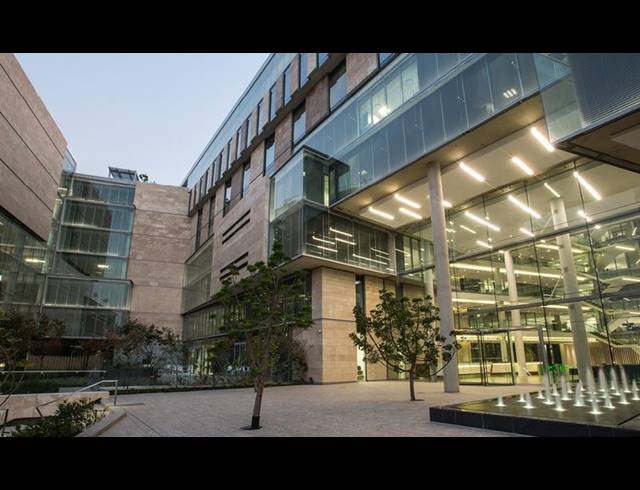 BUSINESS PROPERTY TO RENT IN SANDHURST